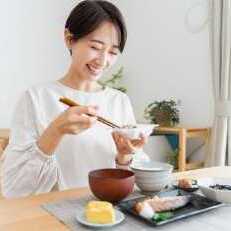 脳の萎縮予防には和食がいいかも